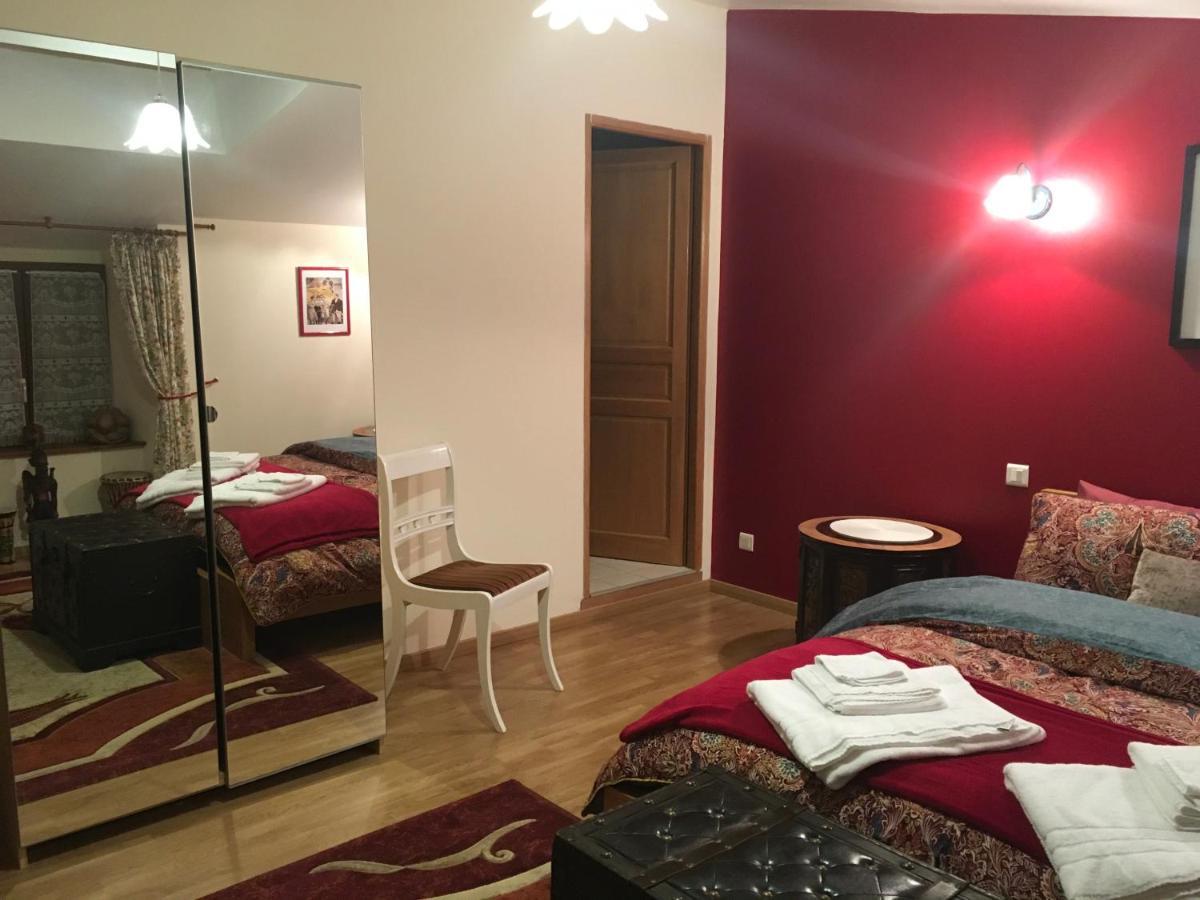 La Maison D'Olives Nouic Eksteriør bilde