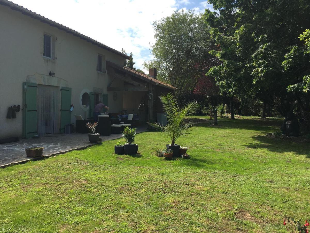 La Maison D'Olives Nouic Eksteriør bilde