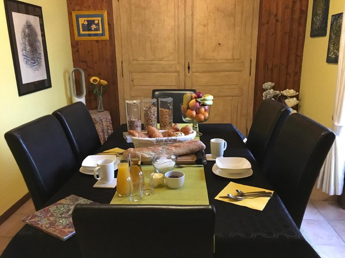La Maison D'Olives Nouic Eksteriør bilde