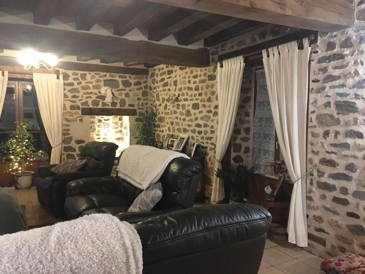 La Maison D'Olives Nouic Eksteriør bilde