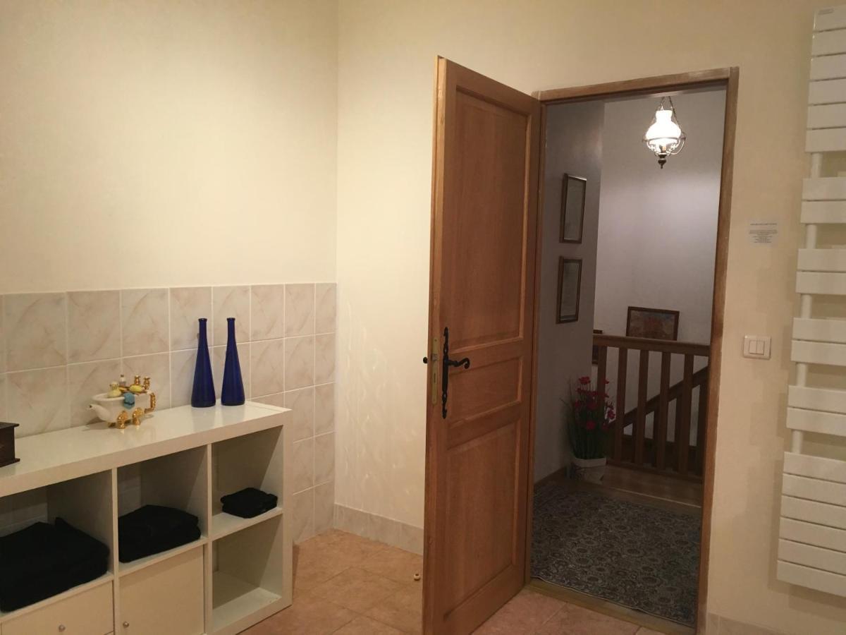 La Maison D'Olives Nouic Eksteriør bilde
