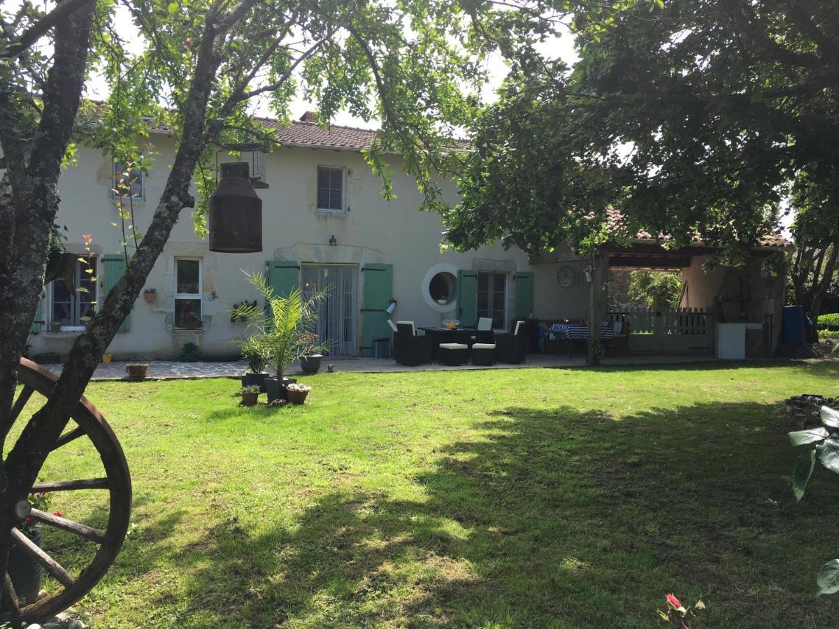 La Maison D'Olives Nouic Eksteriør bilde