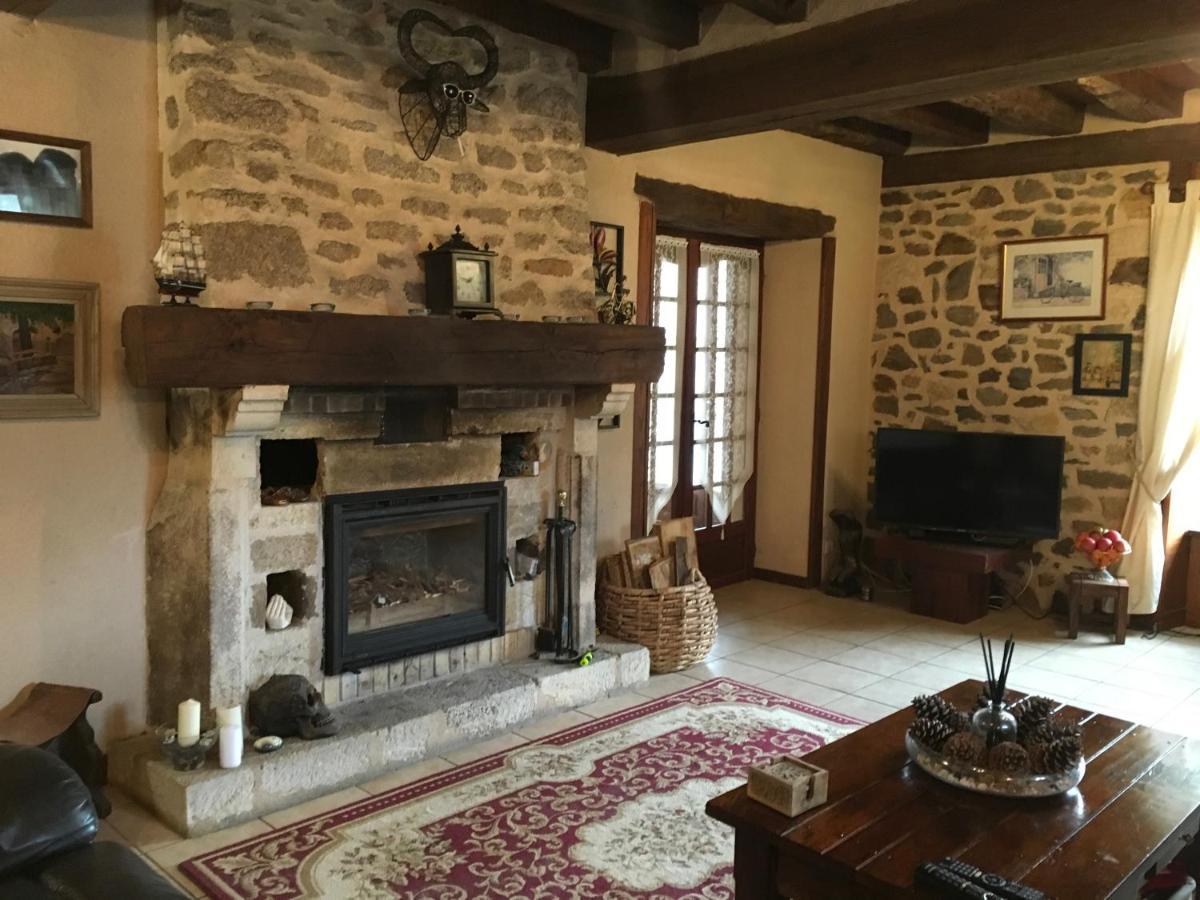 La Maison D'Olives Nouic Eksteriør bilde